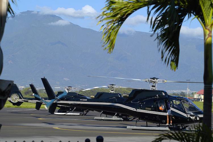 Maui Helicopter Tours | Paradise Activities | Maui Resorts Maui Helicopter Tours | Paradise Activities | Maui Resorts