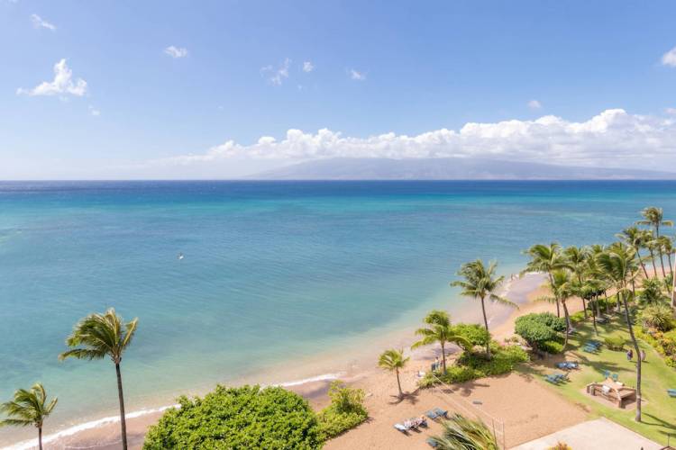 Sands of Kahana beachfront Maui resort with spacious condos 