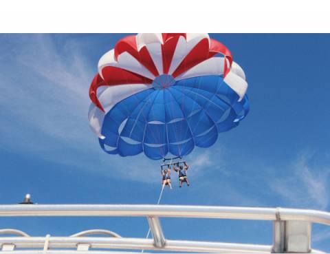 Maui Parasailing Two people parasailing