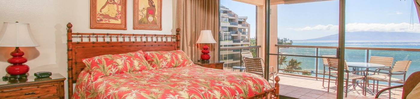 Maui Resort Condo Rental with oceanfront balcony and panoramic ocean view on Kahana beach 