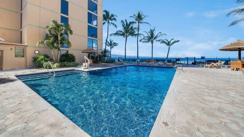Large pool at Mahana at Kaanapali Resort, overlooking the ocean.