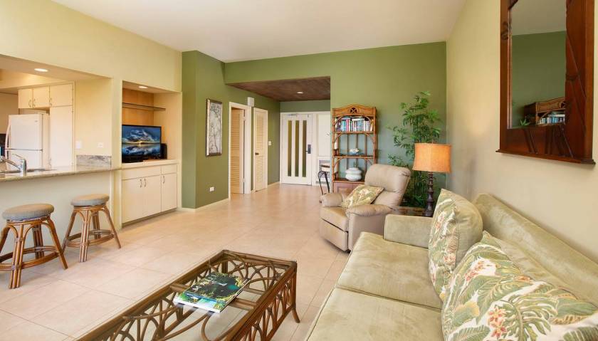 Kapalua Ridge Villas condo rental with spacious living room