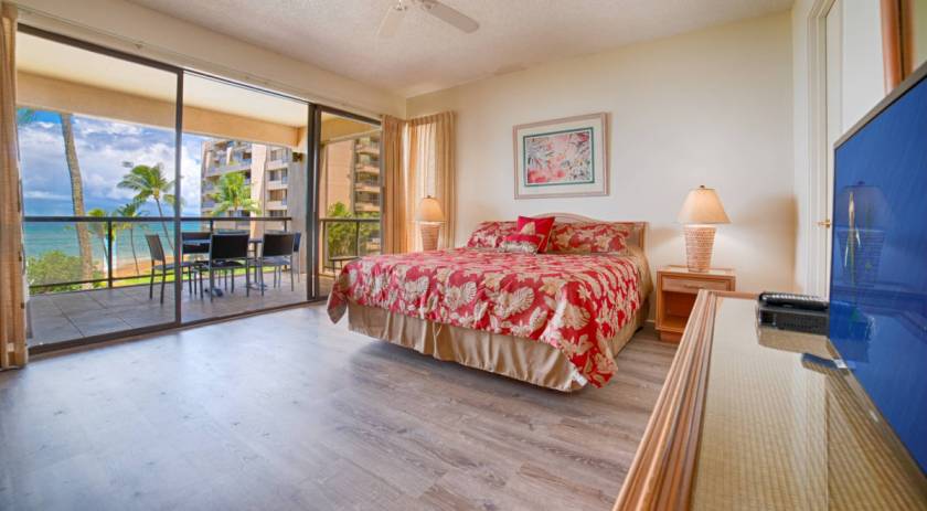 Sands of Kahana 237 - Maui 3 bedroom oceanfront condo rental that sleeps 8 guests